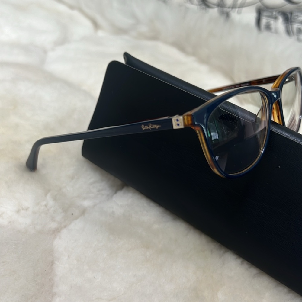 Lilly Pulitzer “frames” - Picture 6 of 12